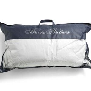 Brooks Brothers luxury down fill bed pillow